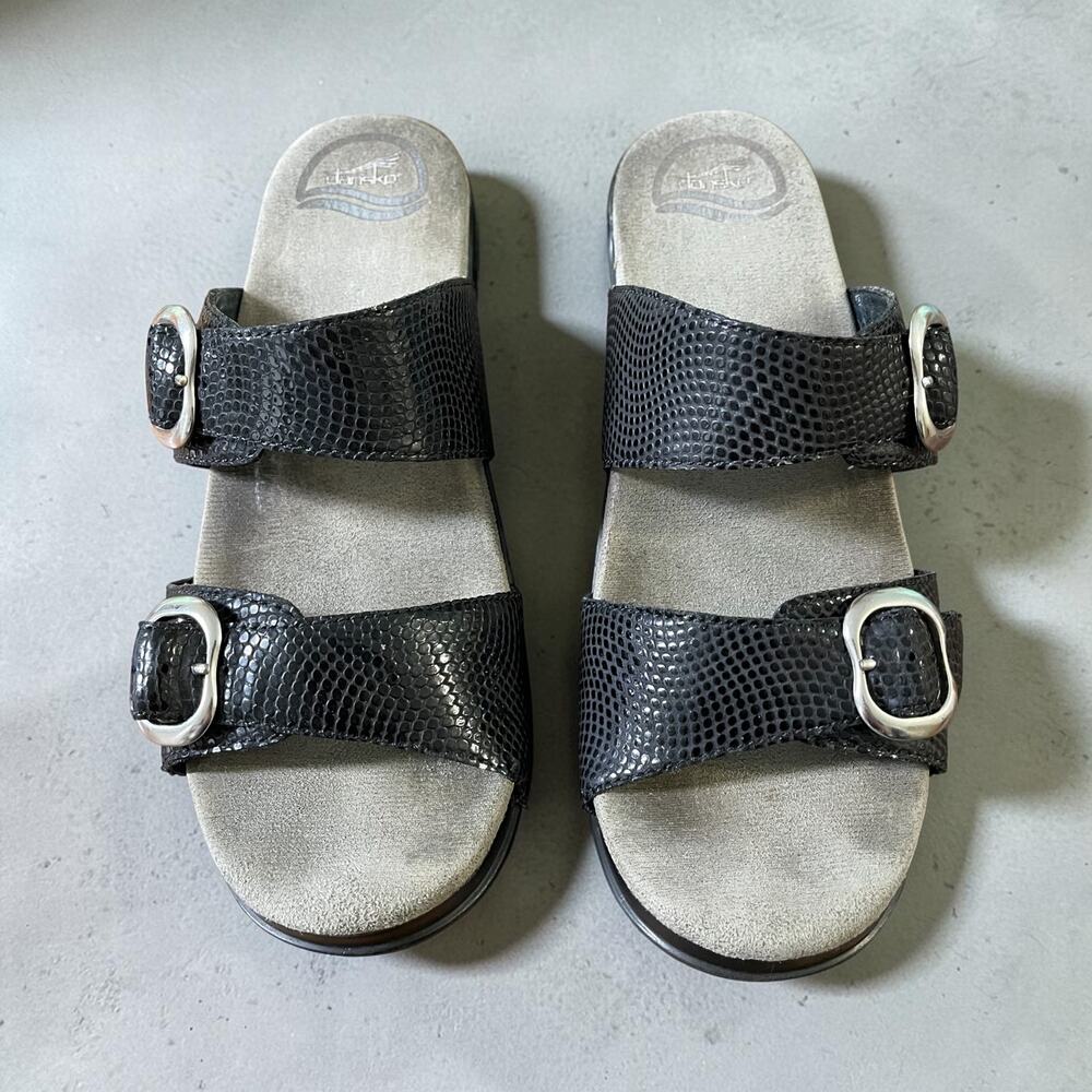 Dansko Woman's Black Sandals Shoes Leather Open Toed Buckle US Size 8-8.5 EU 39